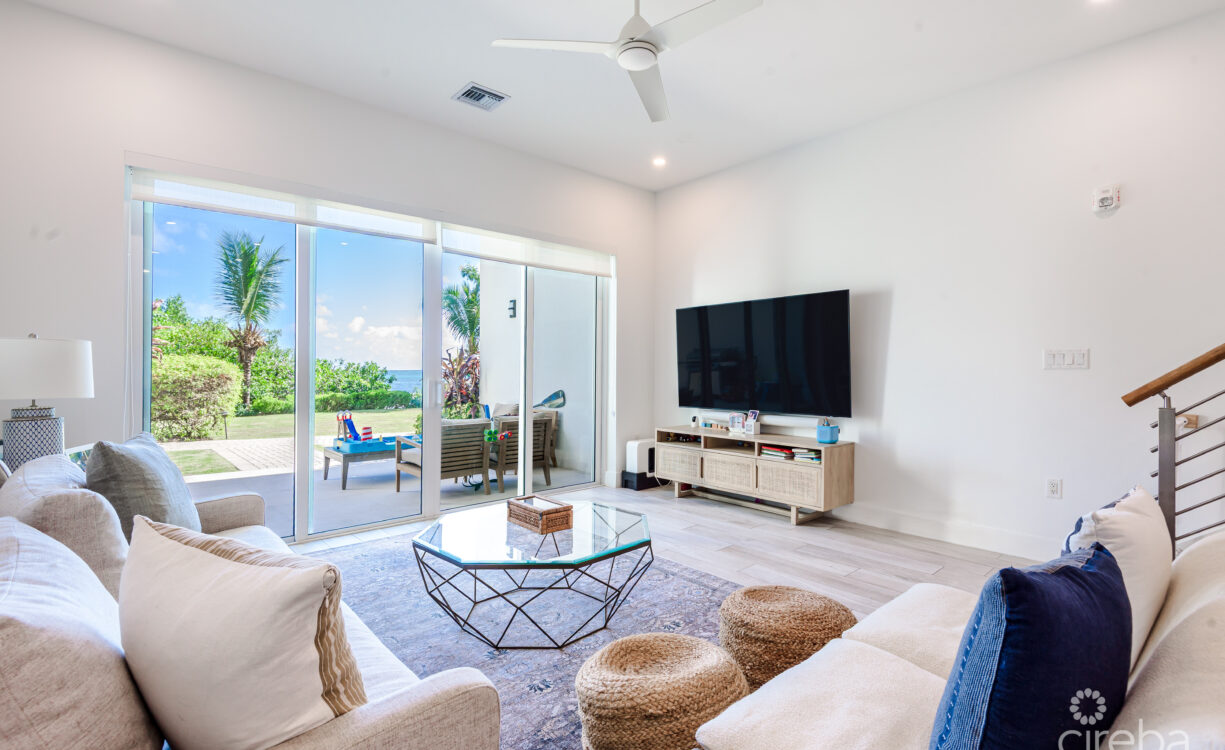 AURA 2 BED PLUS DEN, 2.5 BATH TOWNHOUSE