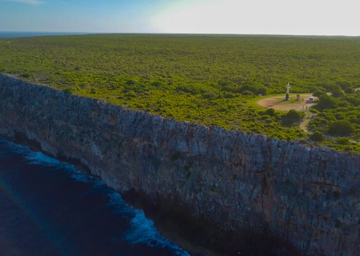 CAYMAN BRAC CORNER LOT WITH OCEAN VIEW