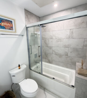 BAHIA #45 - SPACIOUS 3 BEDROOM CONDO
