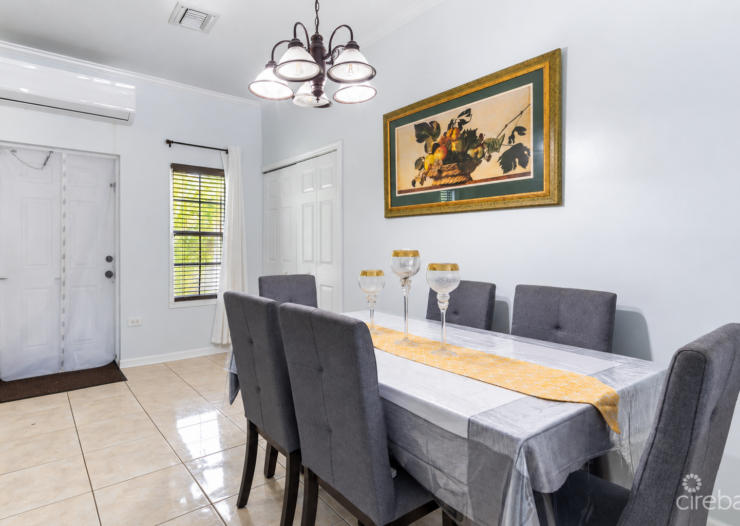 56 FAITH AVENUE - 3 BED / 2 BATH SINGLE FAMILY HOME