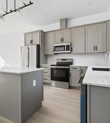 SORELLE - BRAND NEW 1 BEDROOM CONDO