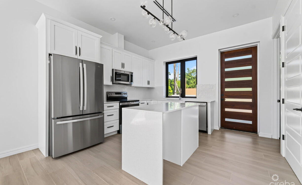 SORELLE - BRAND NEW 1 BEDROOM CONDO