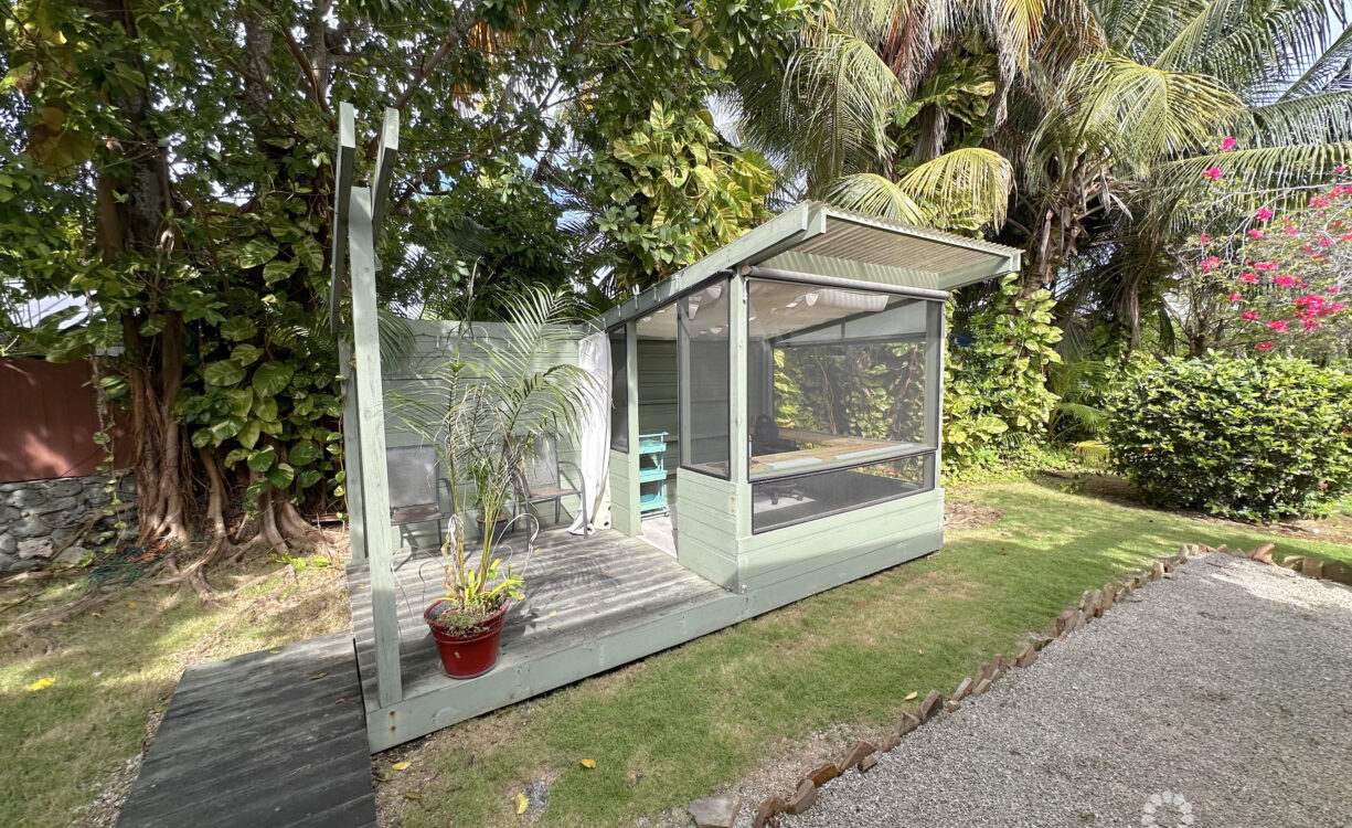RARE DOUBLE-LOT OASIS BUNGALOW  WITH POOL IN SNUG HARBOUR