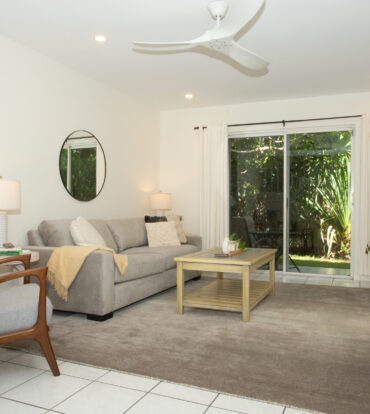 TROPICAL HAVEN SUNNY END UNIT