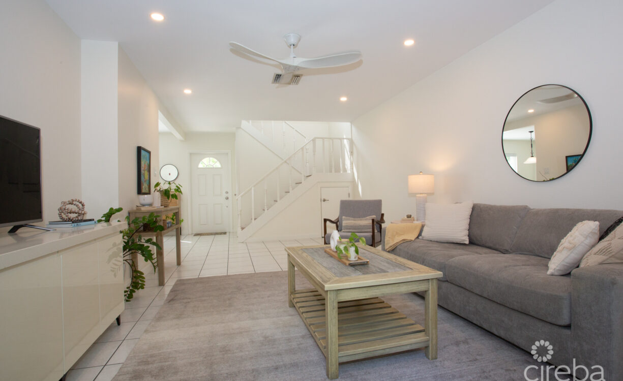 TROPICAL HAVEN SUNNY END UNIT