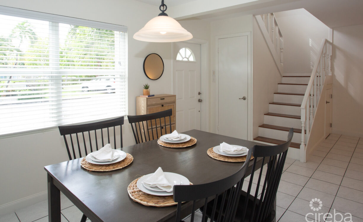 TROPICAL HAVEN SUNNY END UNIT