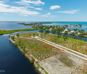 0.4322 ACRES IN RUM POINT - CANAL FRONT