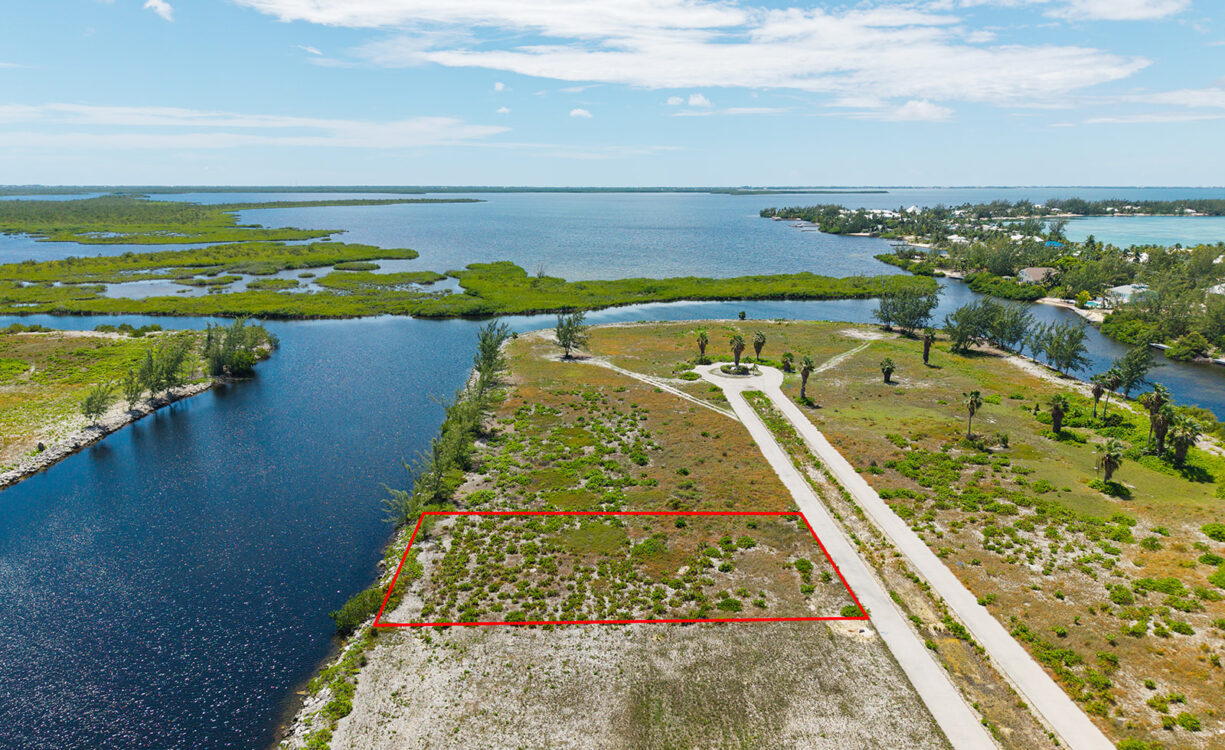0.4322 ACRES IN RUM POINT - CANAL FRONT