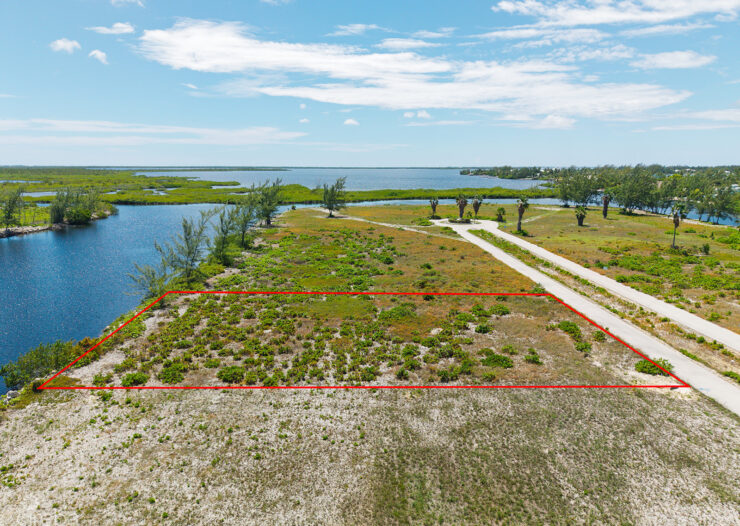 0.4322 ACRES IN RUM POINT - CANAL FRONT