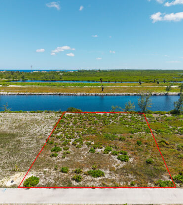 0.4322 ACRES IN RUM POINT - CANAL FRONT