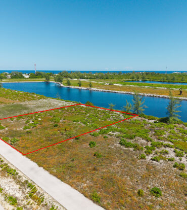 0.4322 ACRES IN RUM POINT - CANAL FRONT