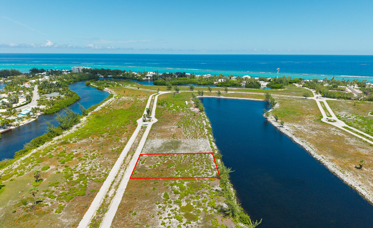 0.4322 ACRES IN RUM POINT - CANAL FRONT