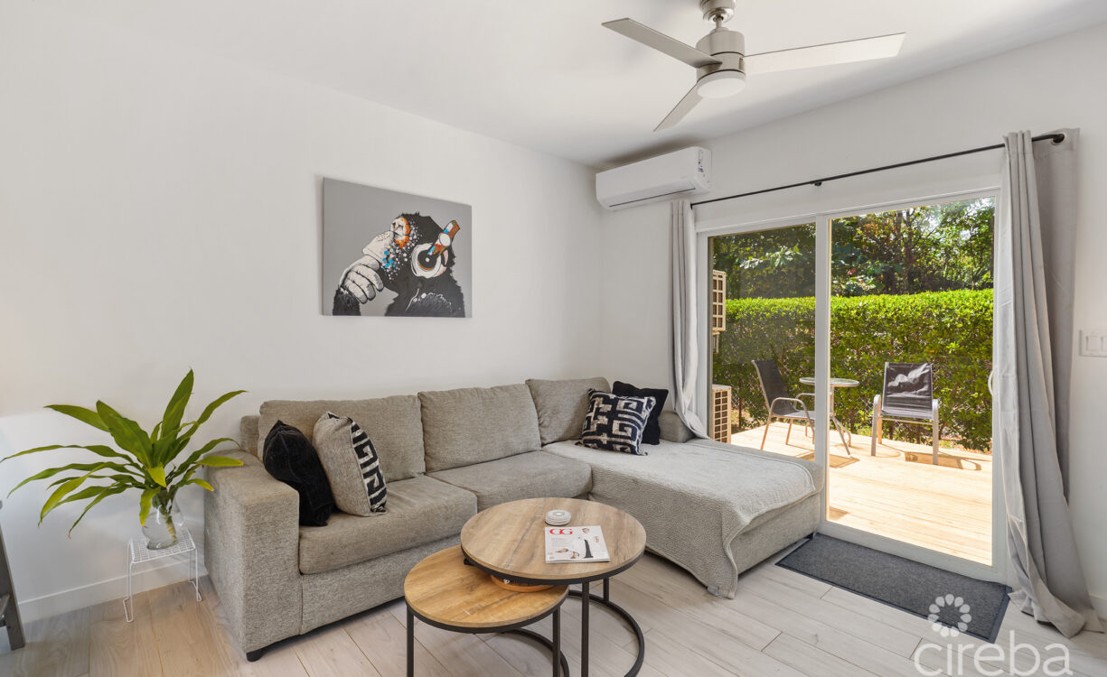 LIGHTHOUSE MANOR #25  BEAUTIFUL ONE BED TOWNHOUSE!