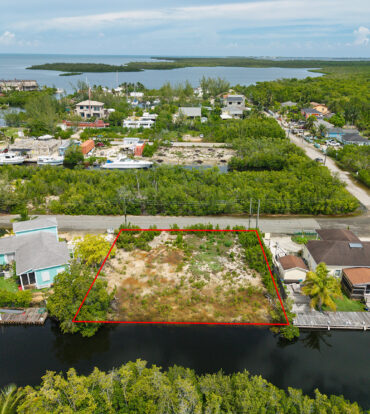 KELLI STREET CANAL FRONT PARCEL