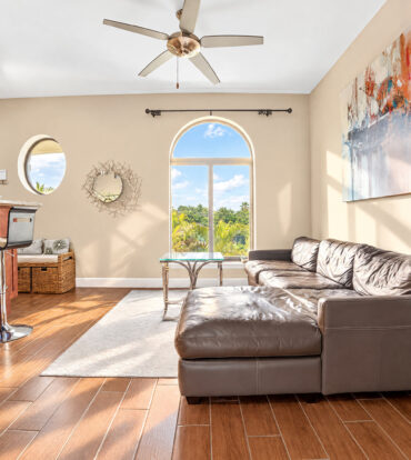 2 BEDROOM SAN SEBASTIAN TOWNHOUSE