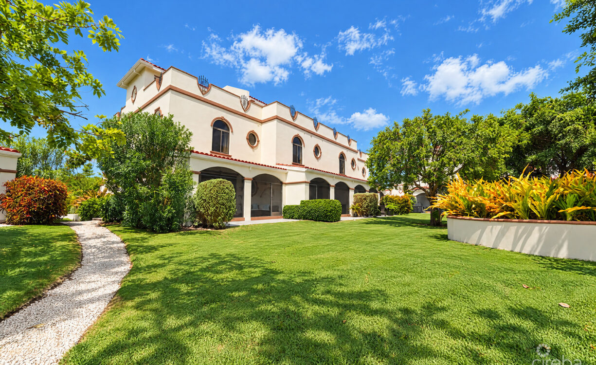 2 BEDROOM SAN SEBASTIAN TOWNHOUSE