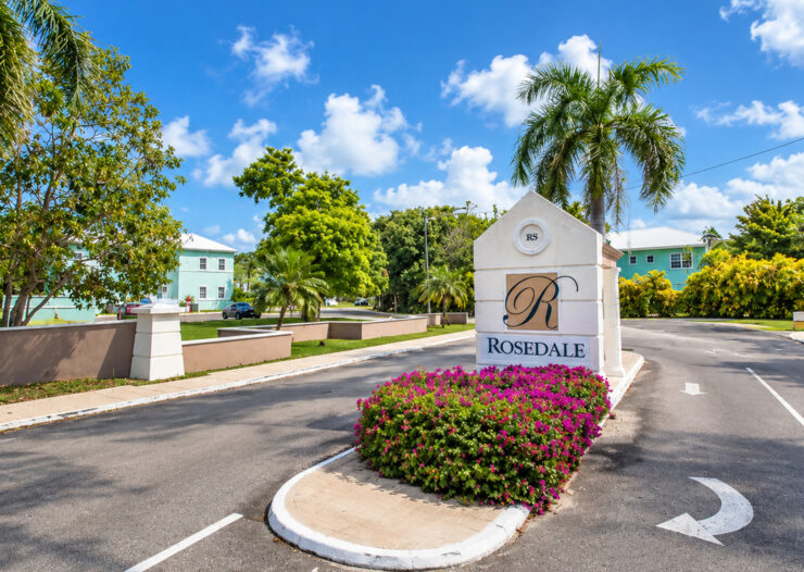 ROSEDALE GARDENS DELUXE TWO BEDROO GROUNDFLOOR CONDO
