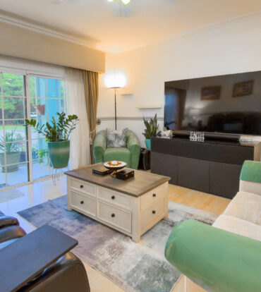 ROSEDALE GARDENS DELUXE TWO BEDROO GROUNDFLOOR CONDO