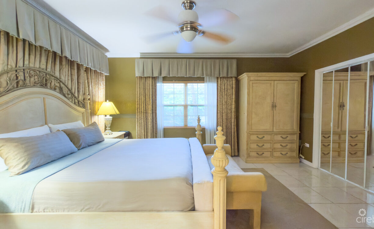 ROSEDALE GARDENS DELUXE TWO BEDROO GROUNDFLOOR CONDO