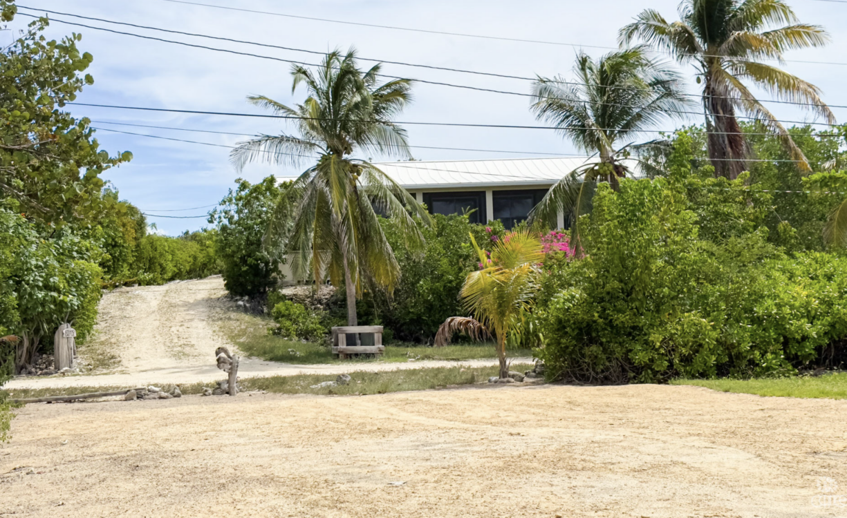 LITTLE CAYMAN OCEAN VIEW RESIDENTIAL HOME WITH BEACHFRONT LOT