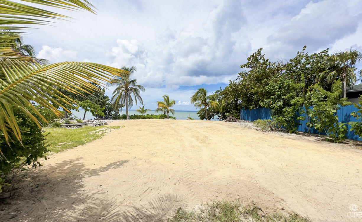 LITTLE CAYMAN OCEAN VIEW RESIDENTIAL HOME WITH BEACHFRONT LOT