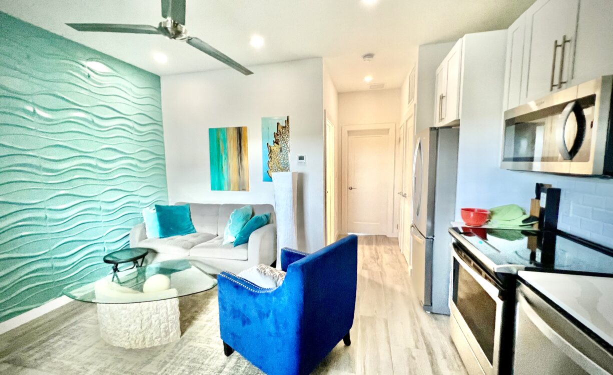 19 NORTH 305, ONE BEDROOM CONDO