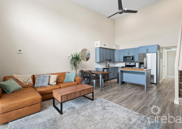 DOWNTOWN REACH - 2 BEDROOM