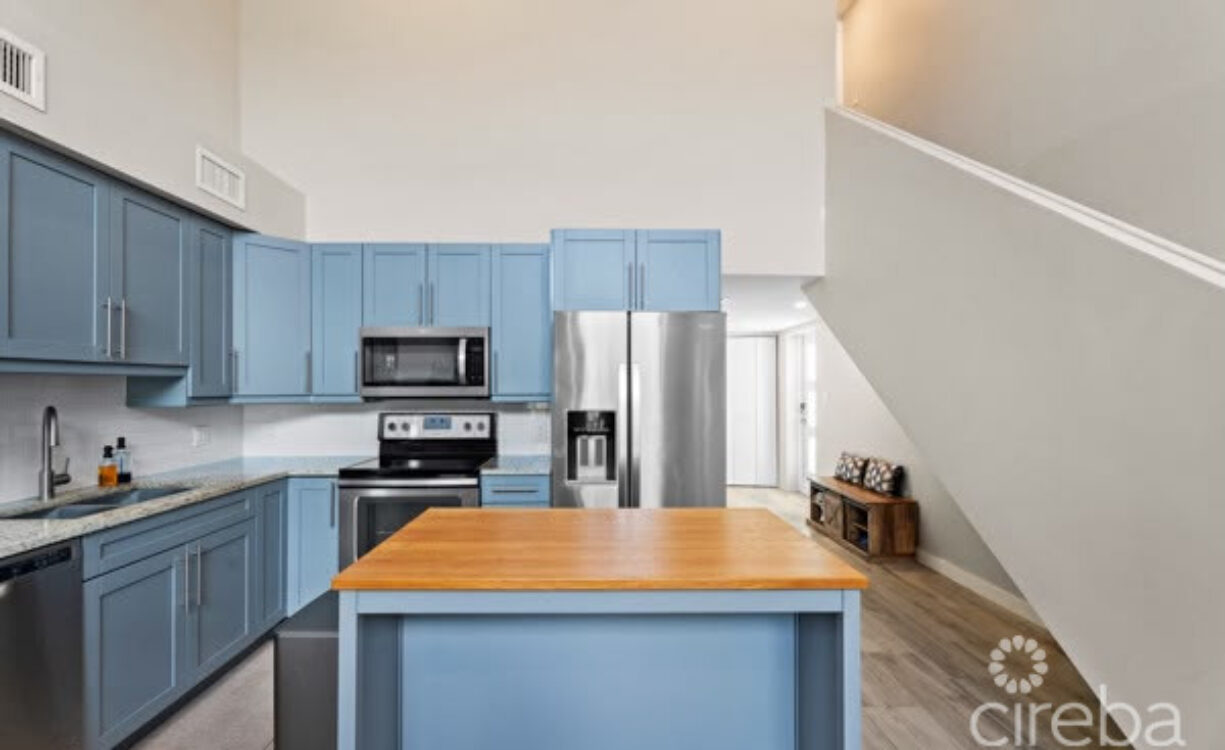 DOWNTOWN REACH - 2 BEDROOM