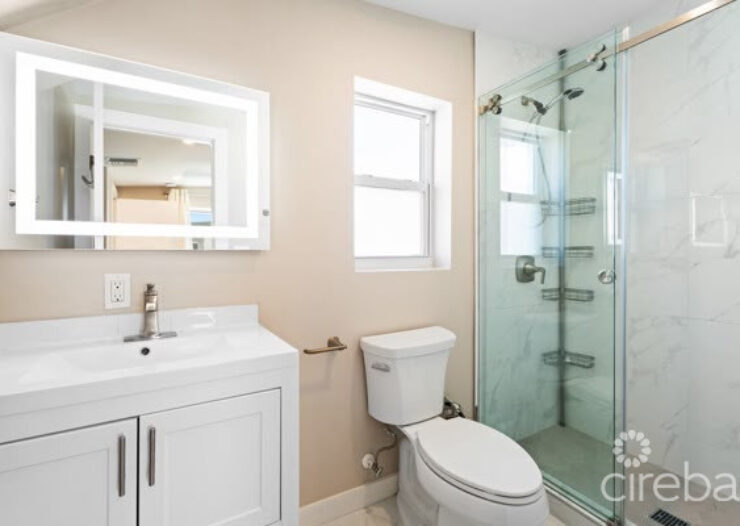 DOWNTOWN REACH - 2 BEDROOM