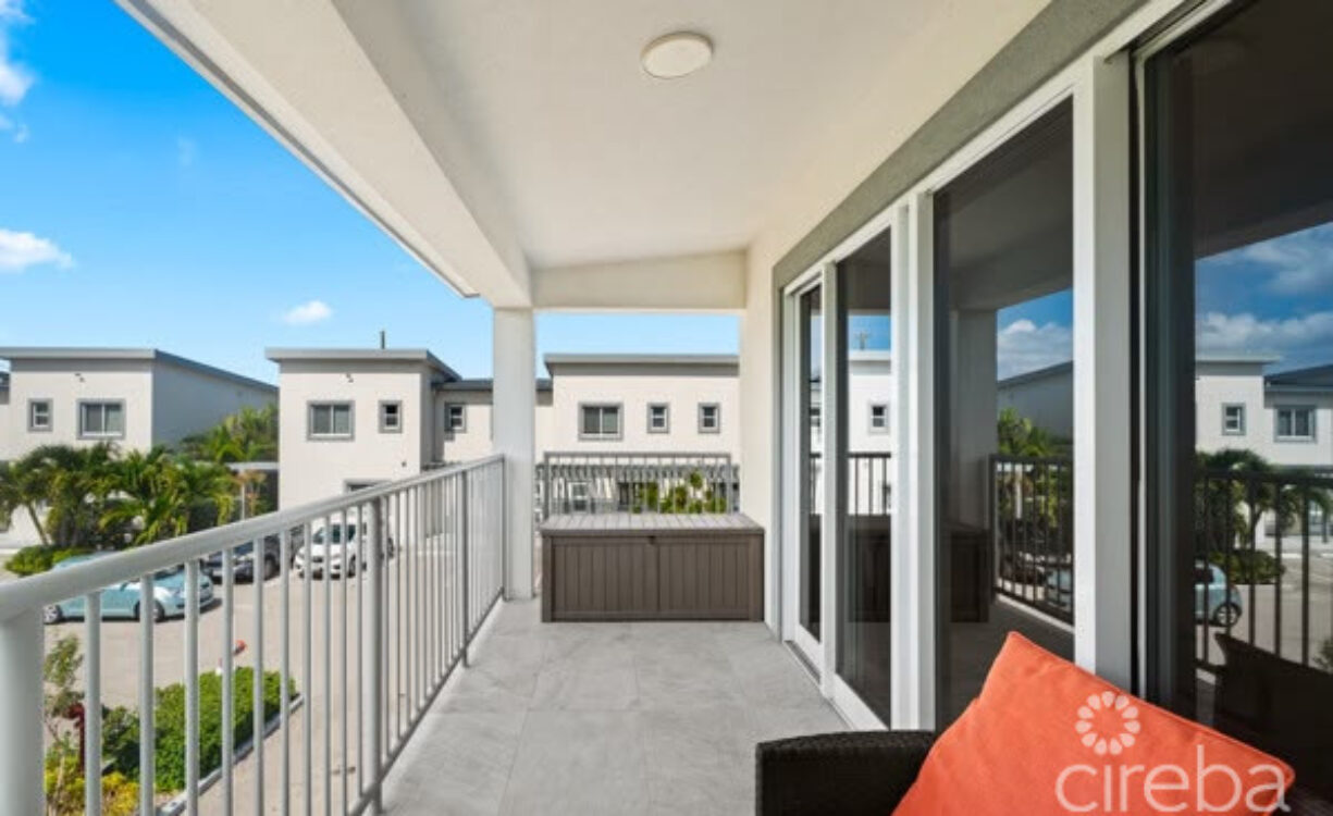 DOWNTOWN REACH - 2 BEDROOM