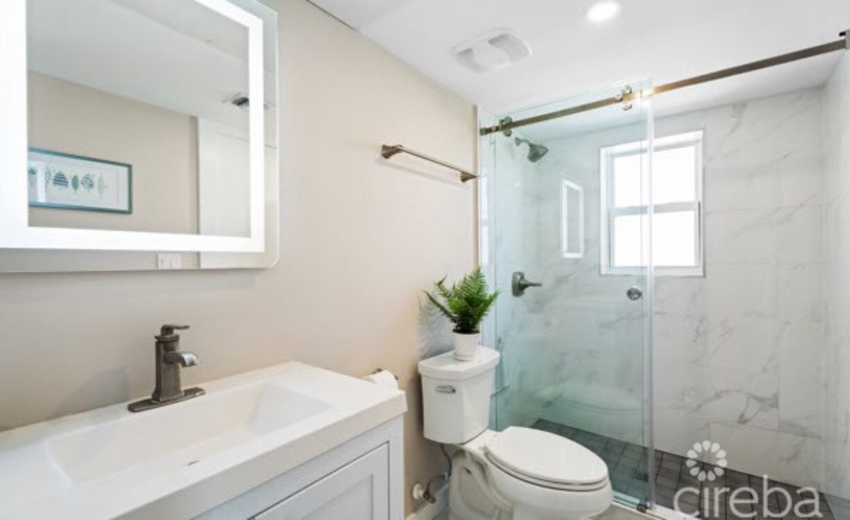 DOWNTOWN REACH - 2 BEDROOM
