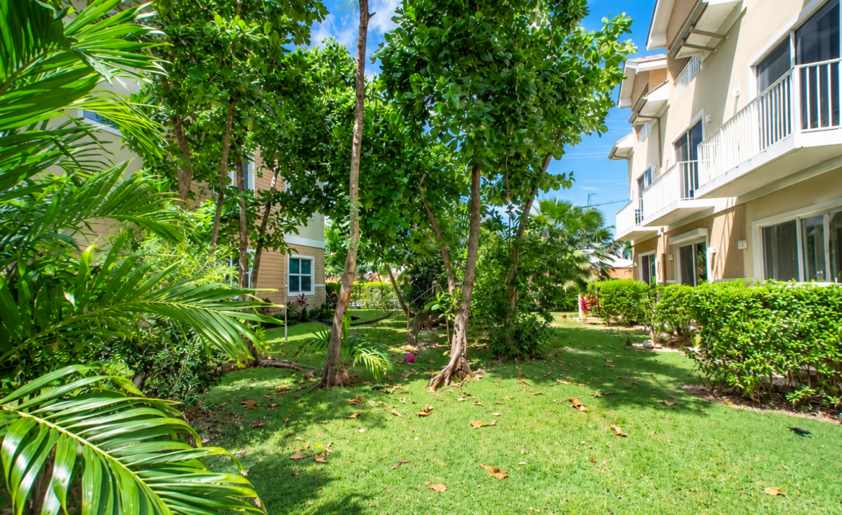 PARKWAY PLACE 3, SEVEN MILE CORRIDOR