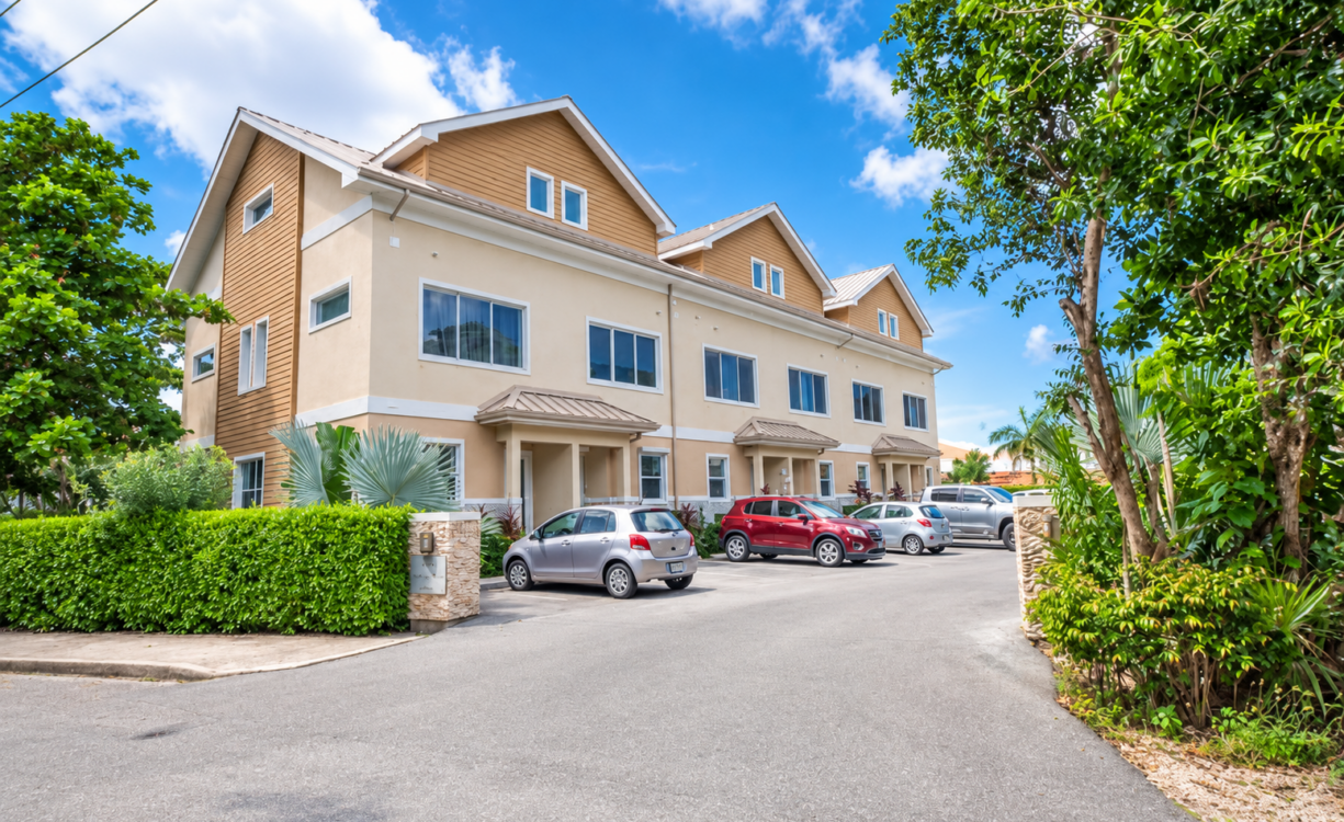 PARKWAY PLACE 3, SEVEN MILE CORRIDOR